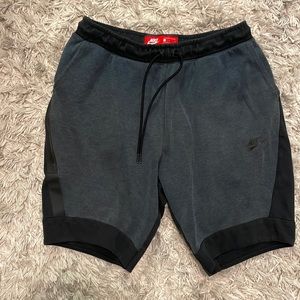 Nike Tech Fleece Shorts